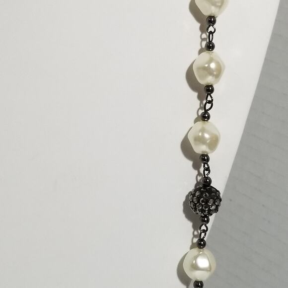 LC faux pearl black rhinestone ball 34" necklace 1.1635 2" e - Picture 5 of 14